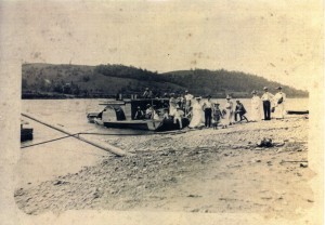 Ferry from Rabbit Hash to Rising Sun circa 1890's 